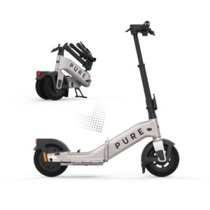 Pure Advance Flex E-Scooter aufgestellt sowie gefaltet für den Transport