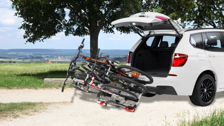 Uebler P32 S Fahrradträger im Einsatz