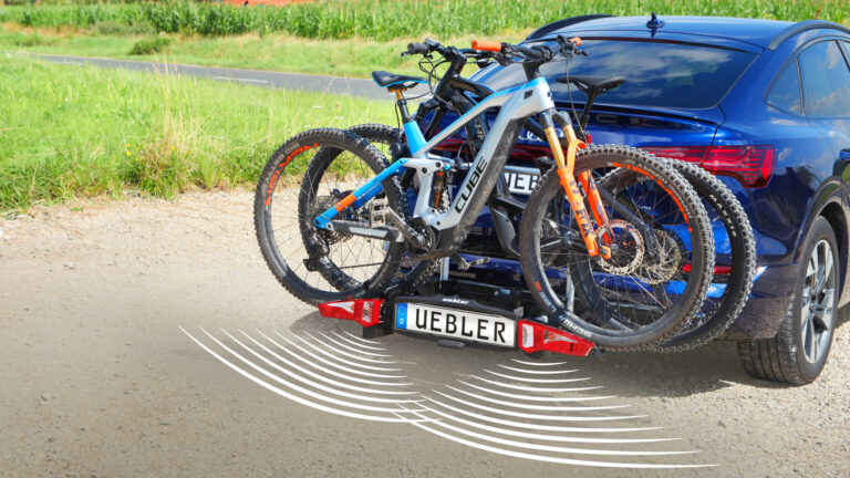 Uebler i21 S-DC Fahrradträger im Einsatz