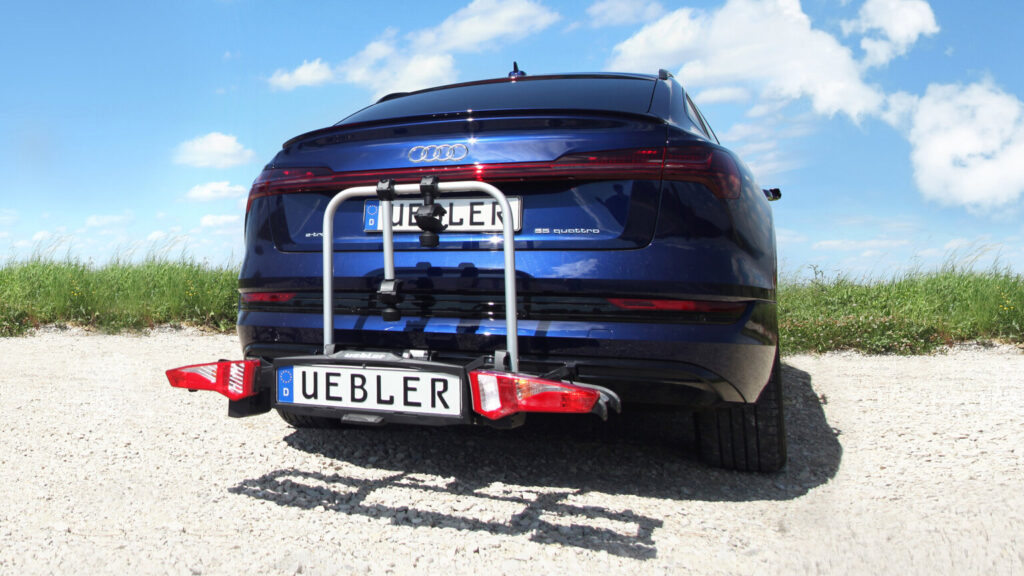 Uebler i21 S Fahrradträger im Einsatz